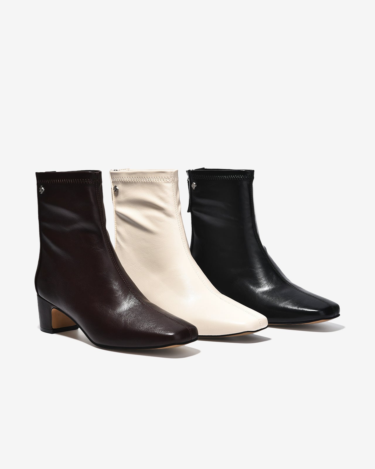 Giày Boot Nữ Zucia Mũi Vuông Chỉ Nổi Đính Logo-GTHB3-Nâu Color3