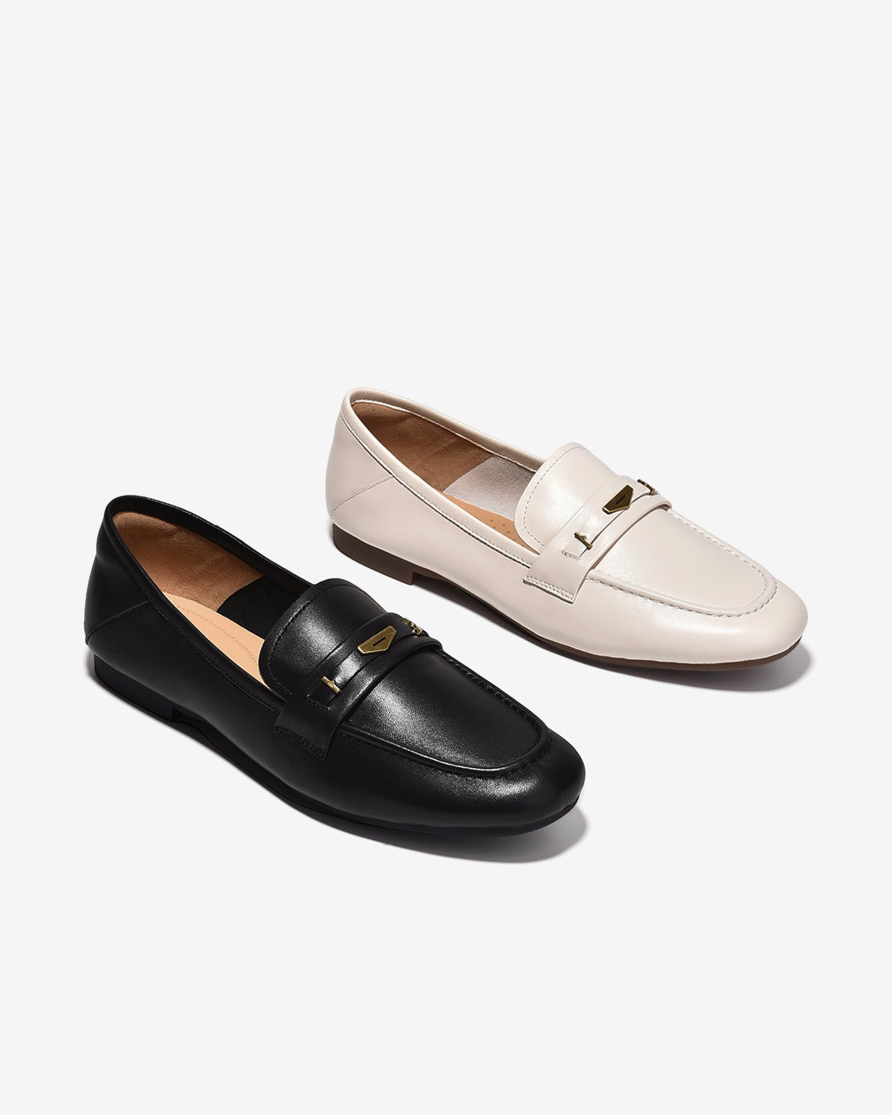 Giày Lười Nữ Zuciani Da Trơn Mềm Đính Khoá Ngang-GCM44-Kem Color2