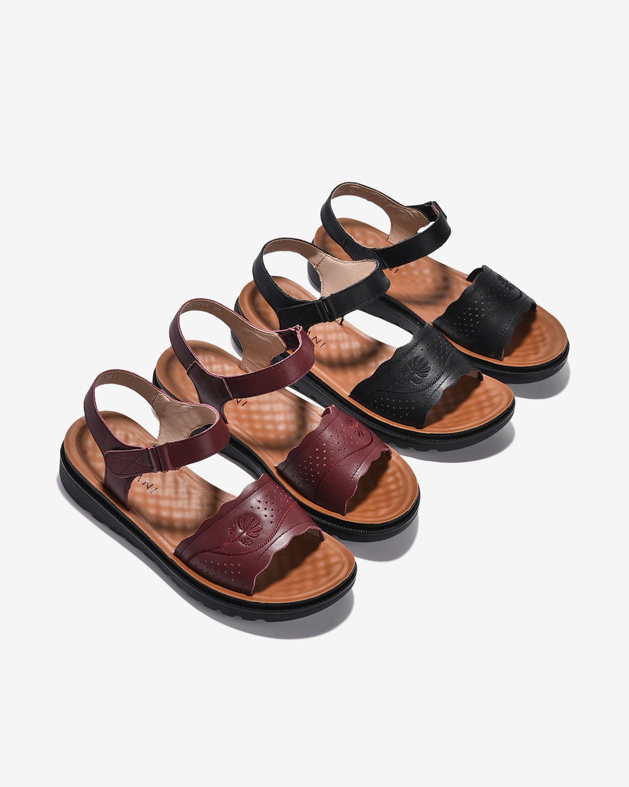 Sandals Nữ Zuciani Quai Ngang Đục Lỗ Thêu Hoa-SCF61-Đỏ Color2