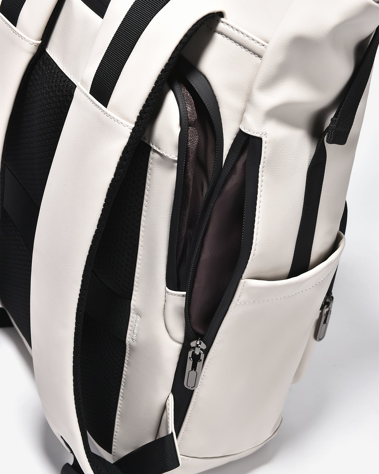 Balo Đeo Vai Zucia The Nomad N14-TJ14-Kem Color1