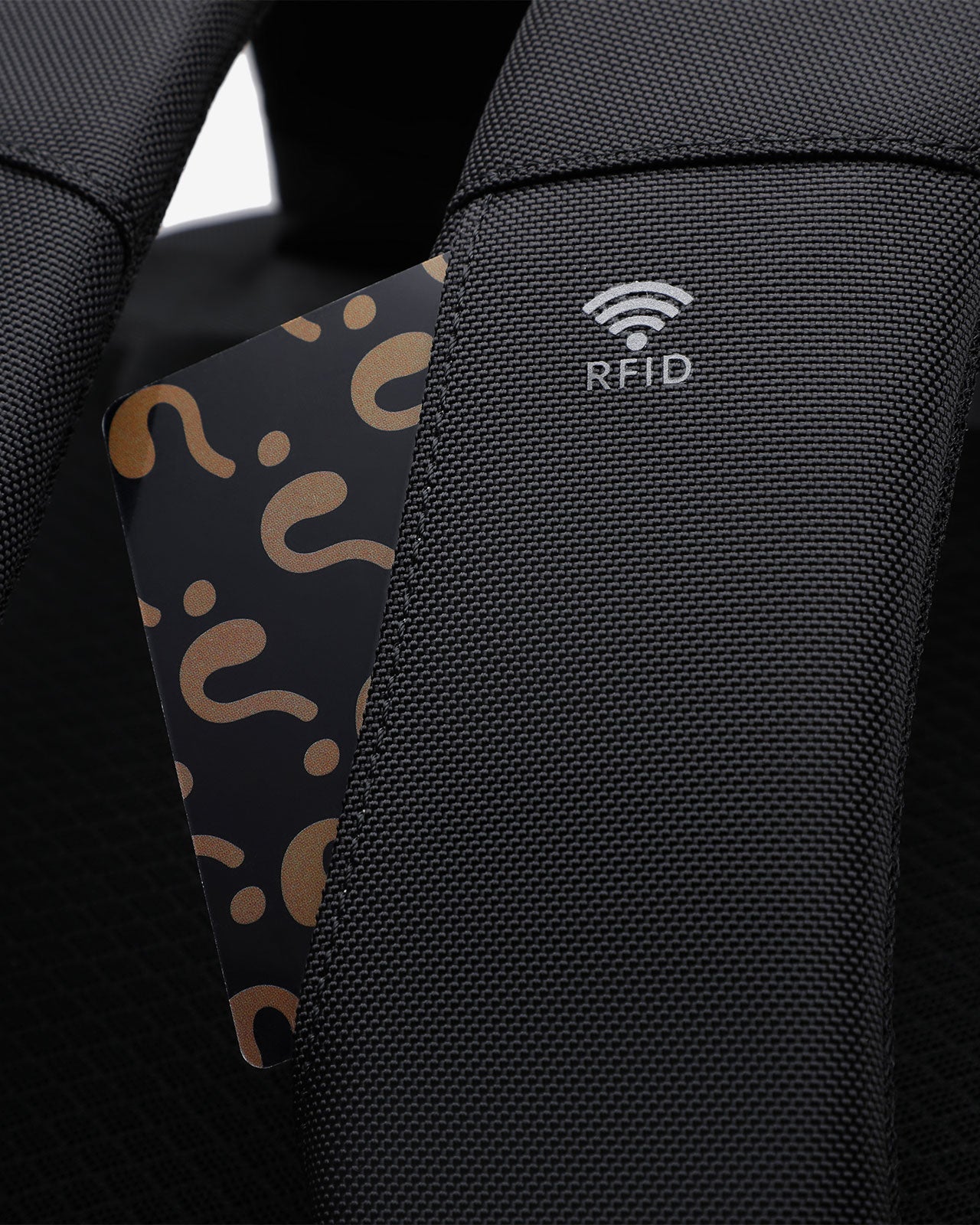 Balo Đeo Vai Lớn Zuciani Timeless Fusion N21-MJ21-Đen Color1