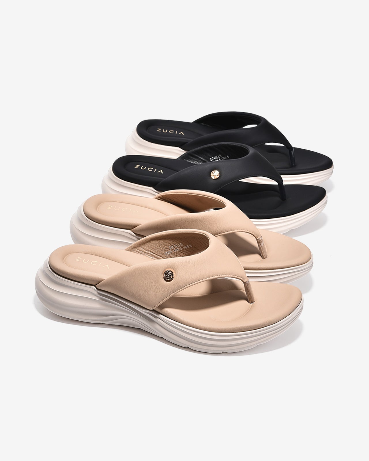 Dép Kẹp Nữ Zucia Quai Trơn Đính Logo Kim Loại-DHLL5-Đen Color1