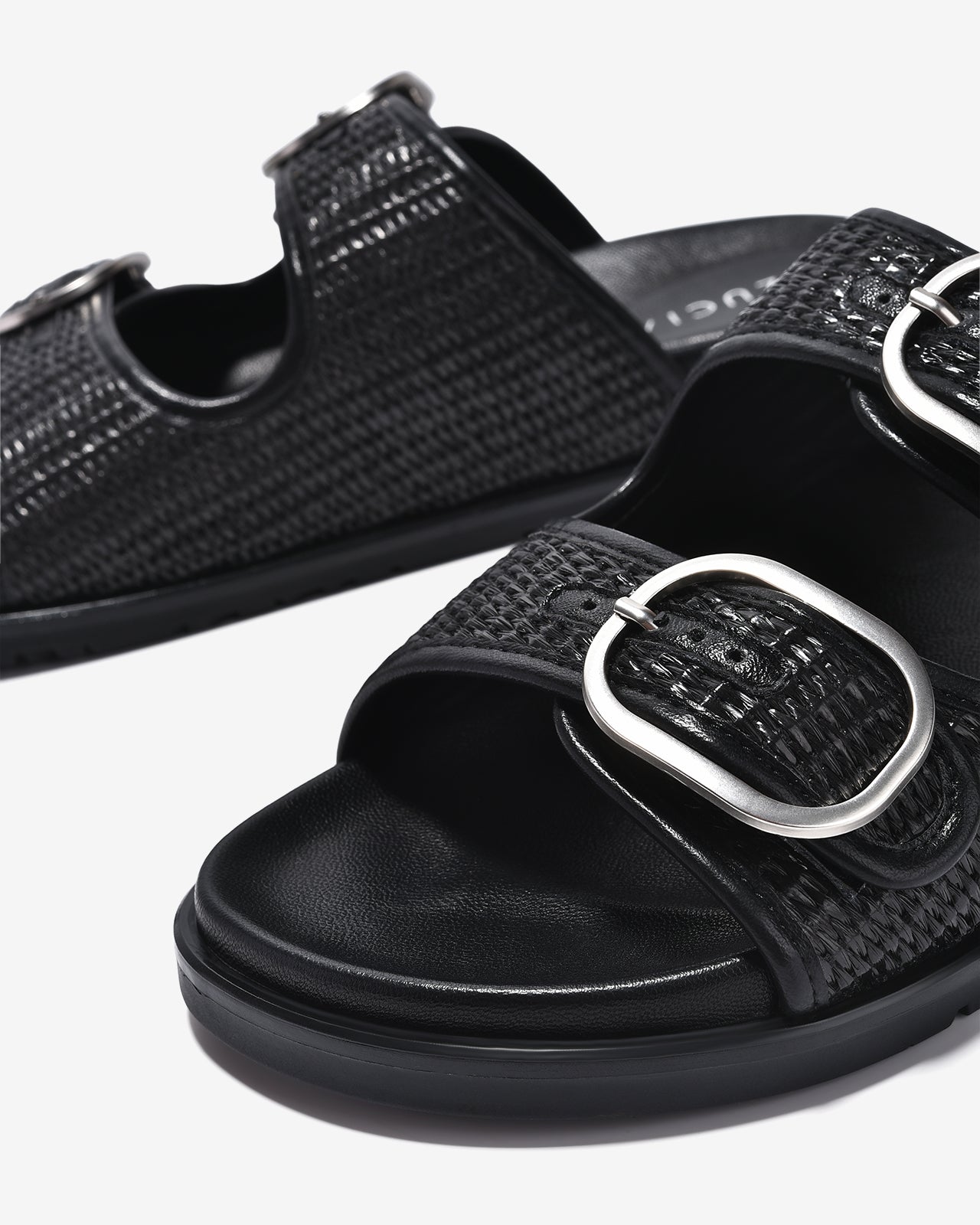 Dép Nữ Zucia Hai Quai Ngang Đan-DTHA3-Đen Color2