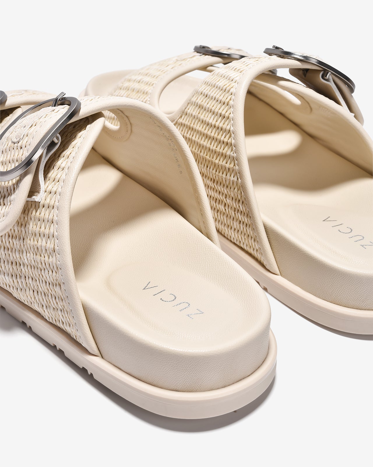 Dép Nữ Zucia Hai Quai Ngang Đan-DTHA3Kem Color2