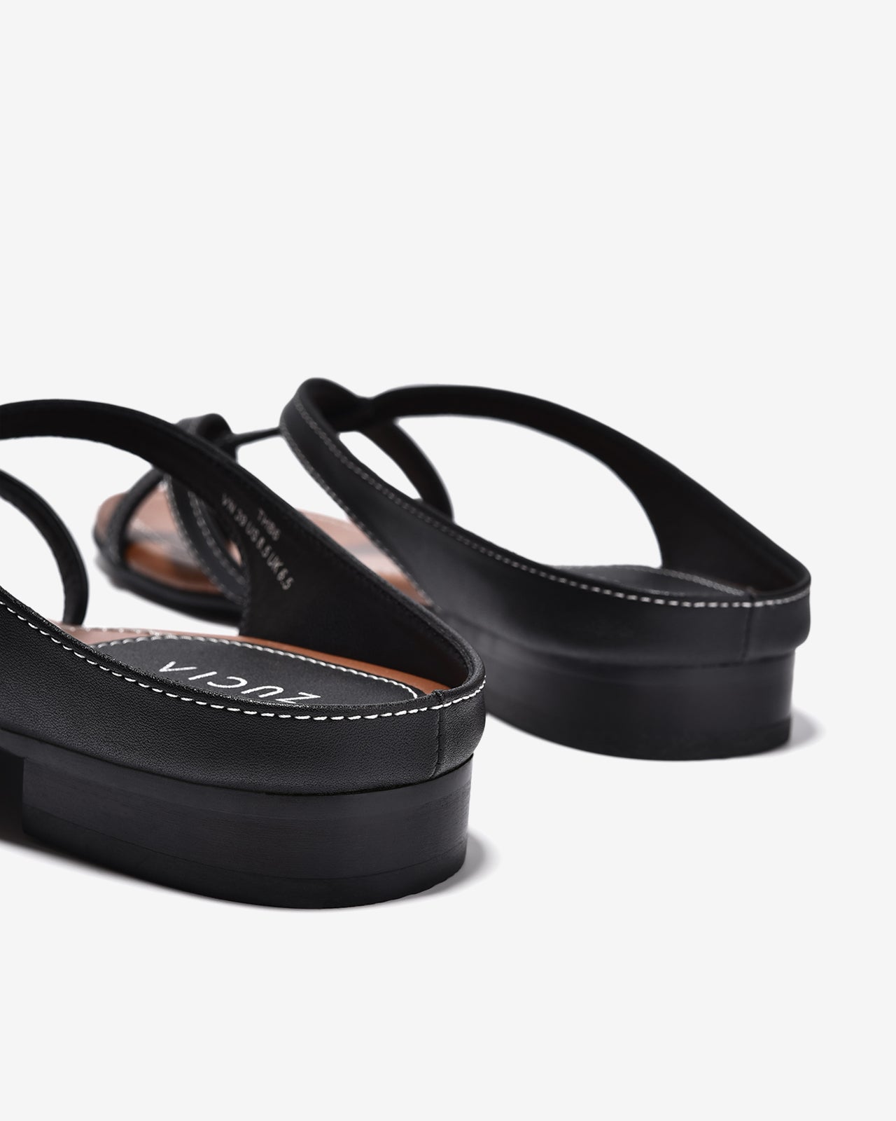 Dép Nữ Zucia Quai Đan Cách Điệu-DTHB6-Đen Color1