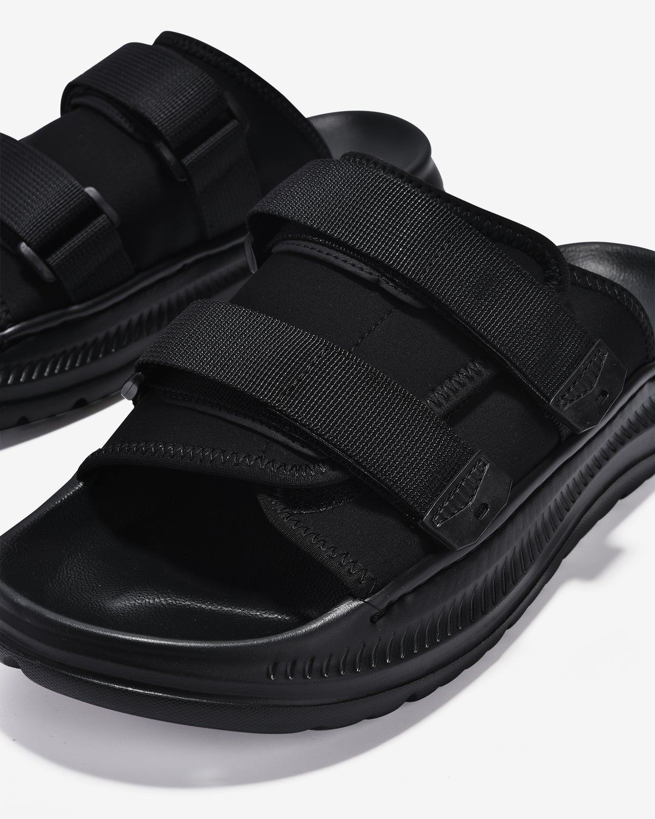 dep-quai-ngang-z-by-zuciani-DMY04-den-Color2