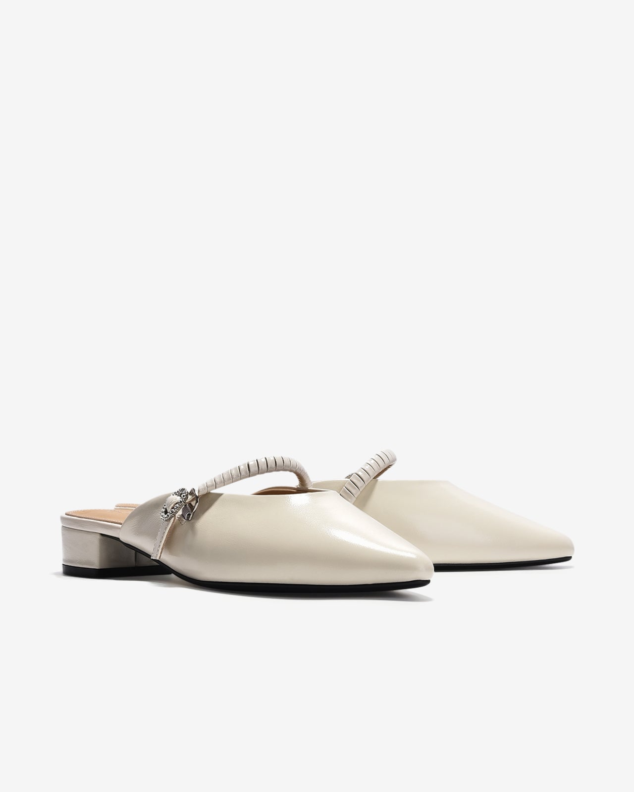 Dép Sapo Nữ Zuciani Mũi Nhọn Khoá Đính Đá-GCM08-Trắng Color2