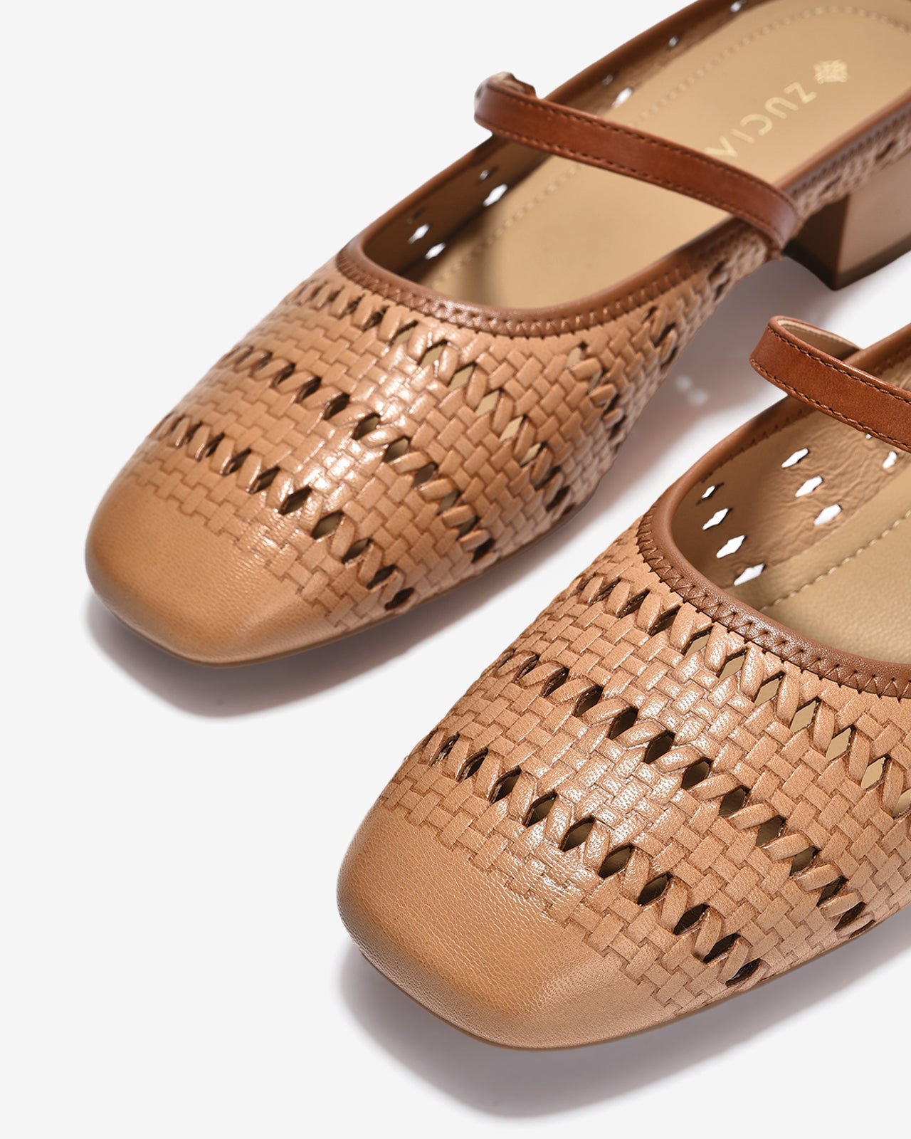 Dép Sapo Nữ Zuciani Quai Đan Gót Vuông-GCM32-Nâu Color2