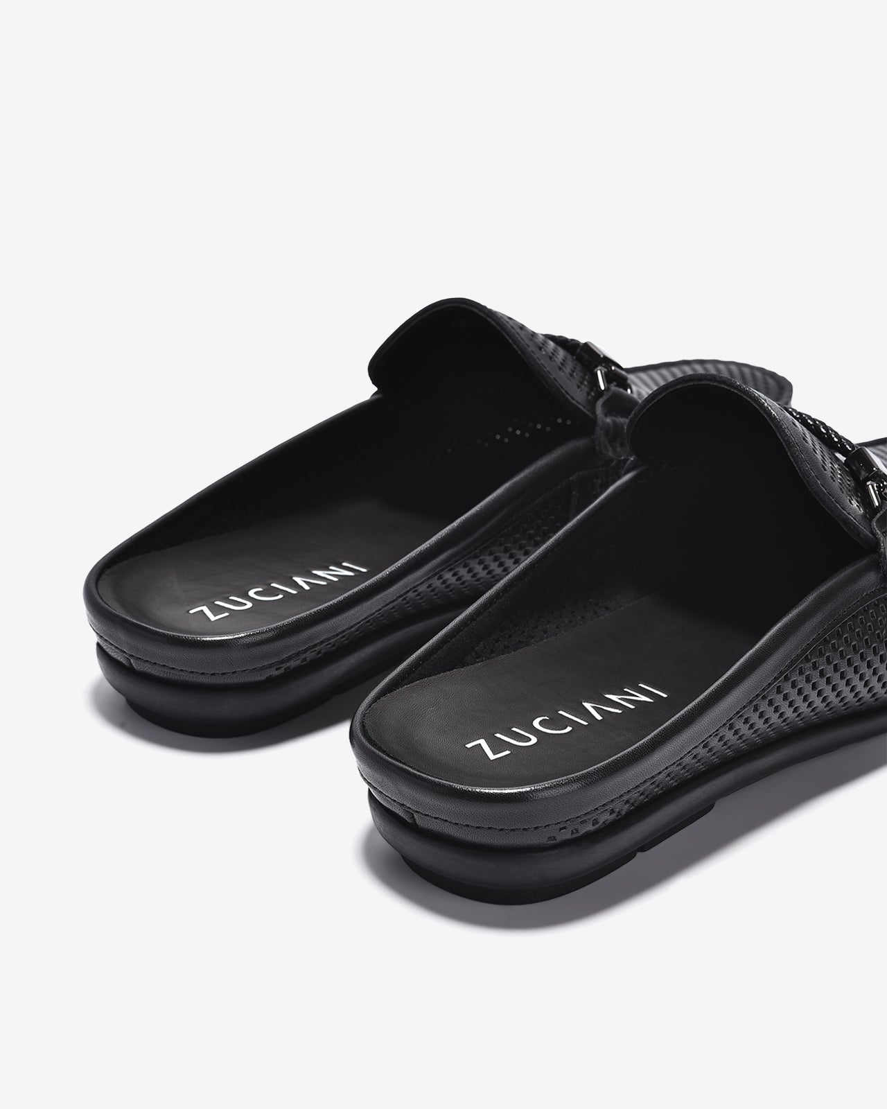 Dép Sapo Nam Zuciani Đục Lỗ Thoáng Khí-GRW12-Đen Color1