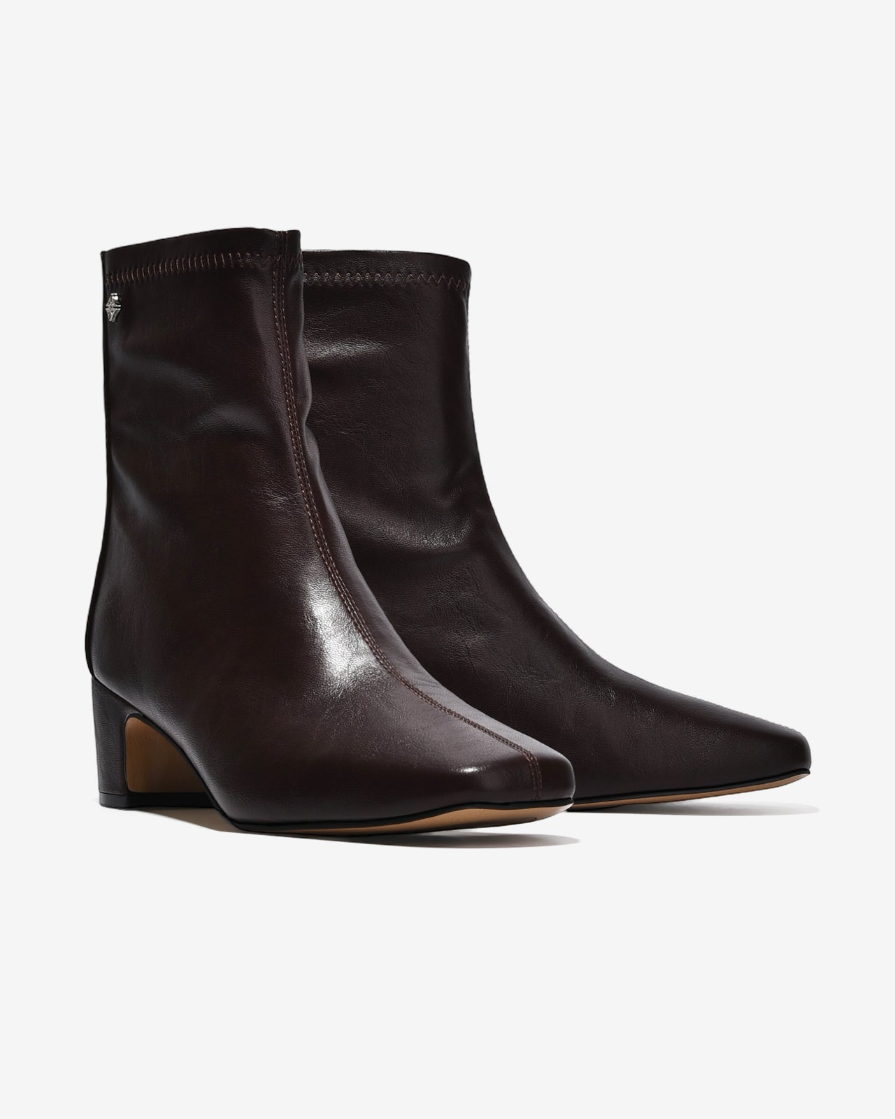 Giày Boot Nữ Zucia Mũi Vuông Chỉ Nổi Đính Logo-GTHB3-Nâu Color3