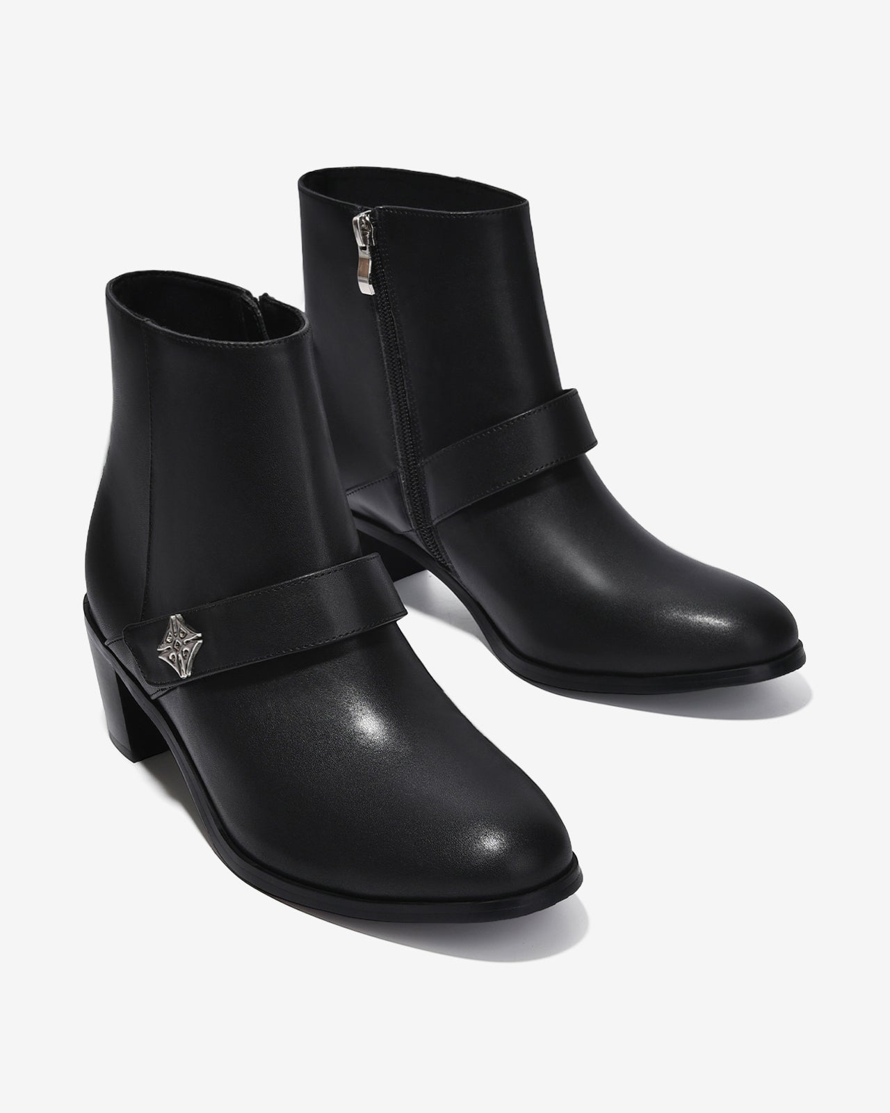 Giày Boot Nữ Zucia Mũi Tròn Quai Da Ngang Đính Logo-GTHB4-Đen Color2