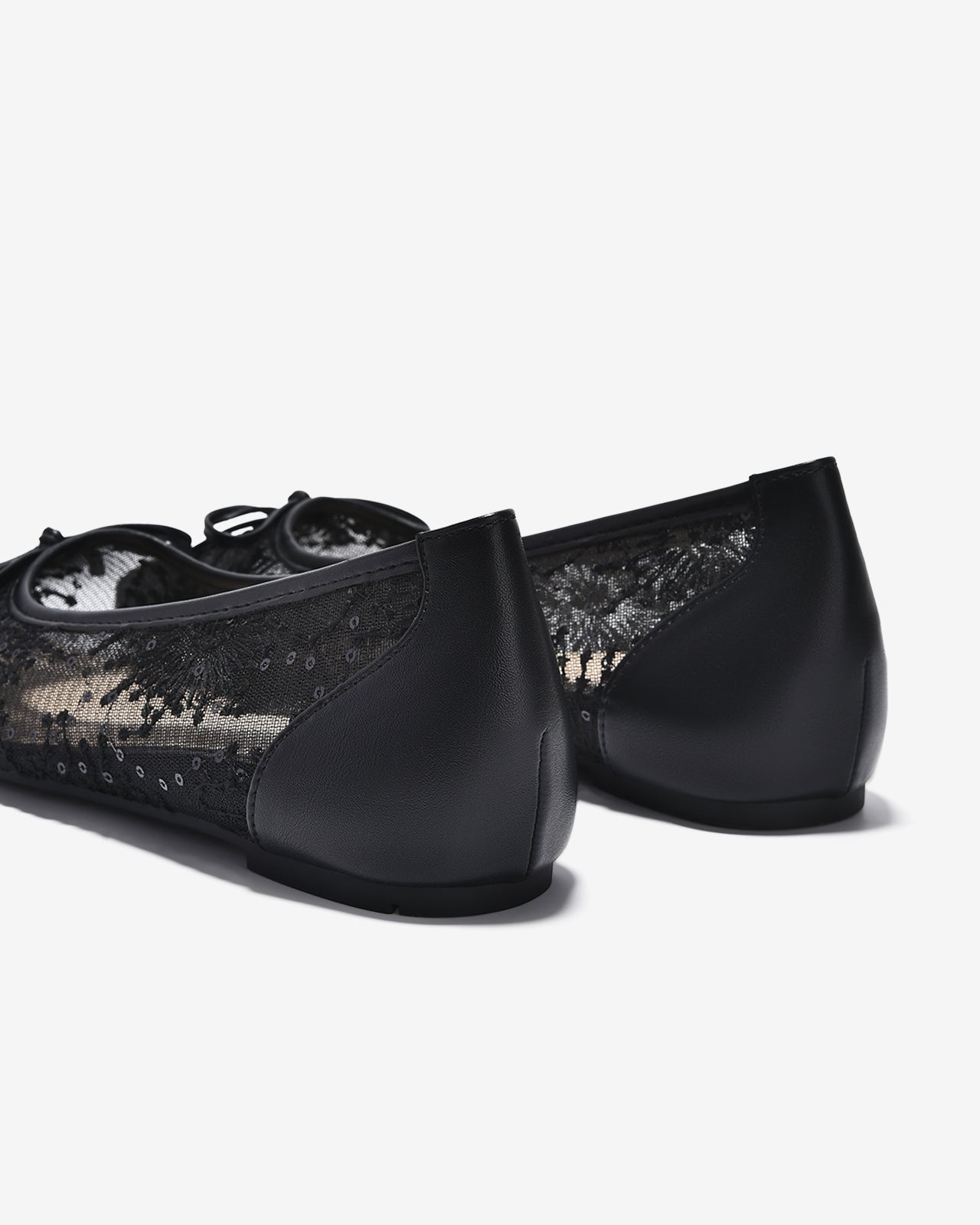 Giày Búp Bê Zucia Vải Ren Thêu Hoa-GTHA9-Đen Color1