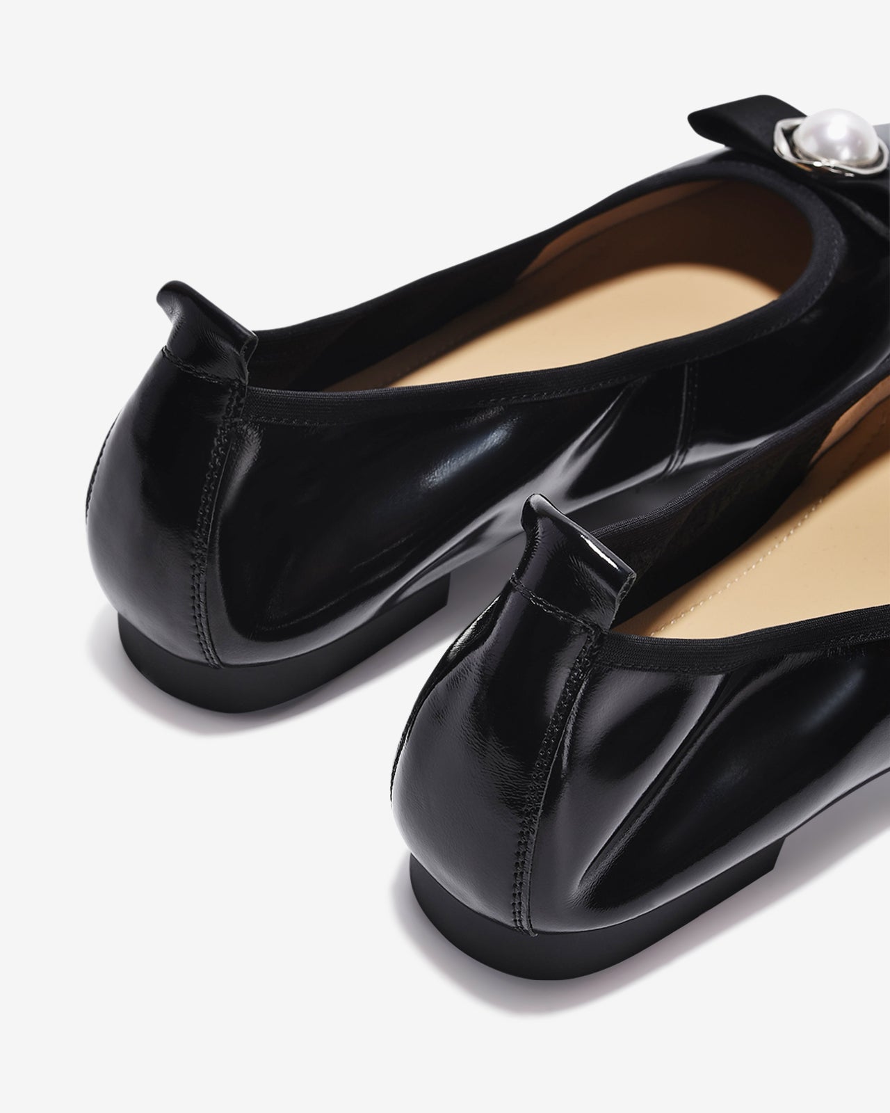 Giày Búp Bê Zuciani Da Bóng Đính Ngọc Trai-GCM06-Đen Color2