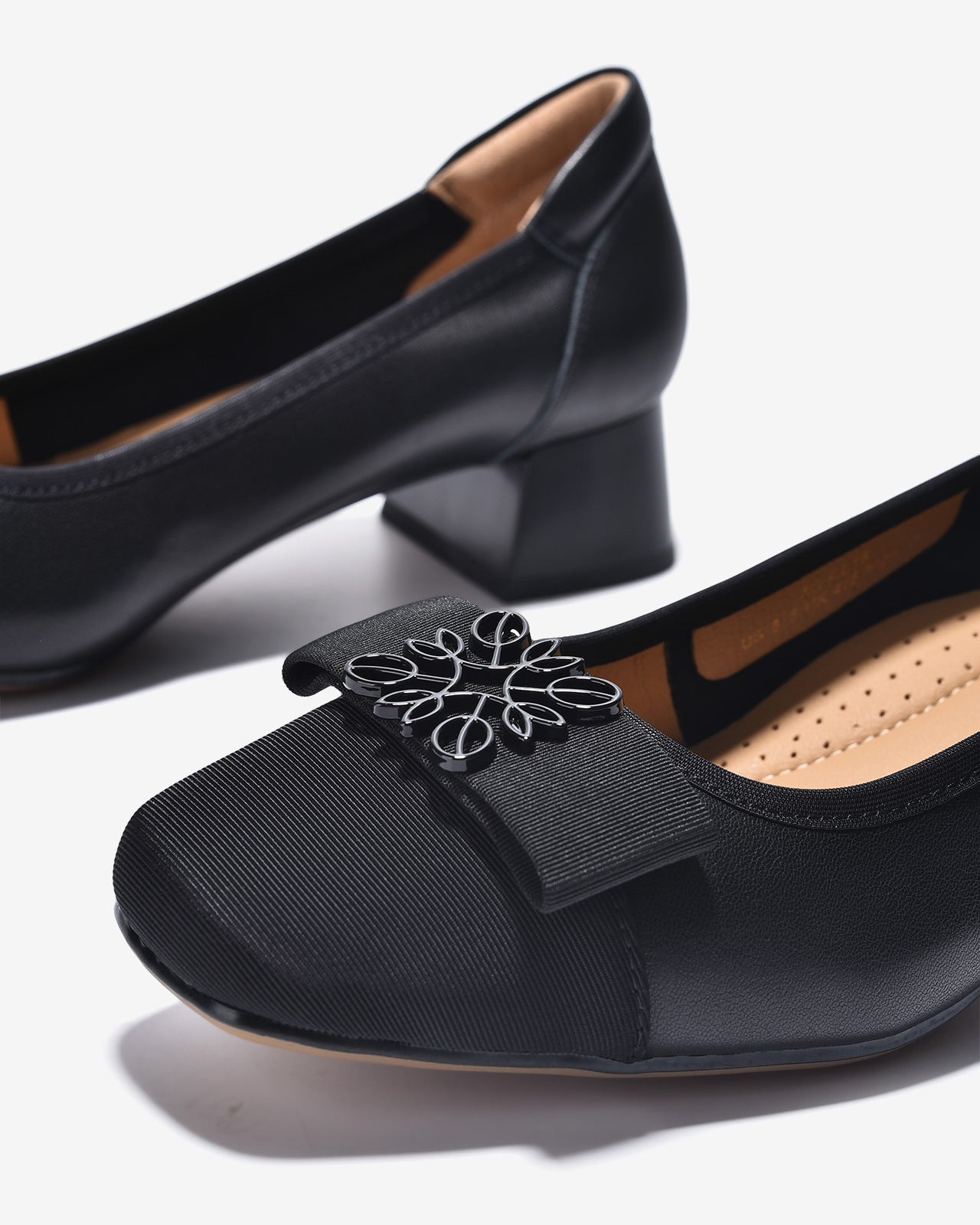 Giày Cao Gót Zuciani Da Phối Hoa Bông Tuyết-GCL18-Đen Color2