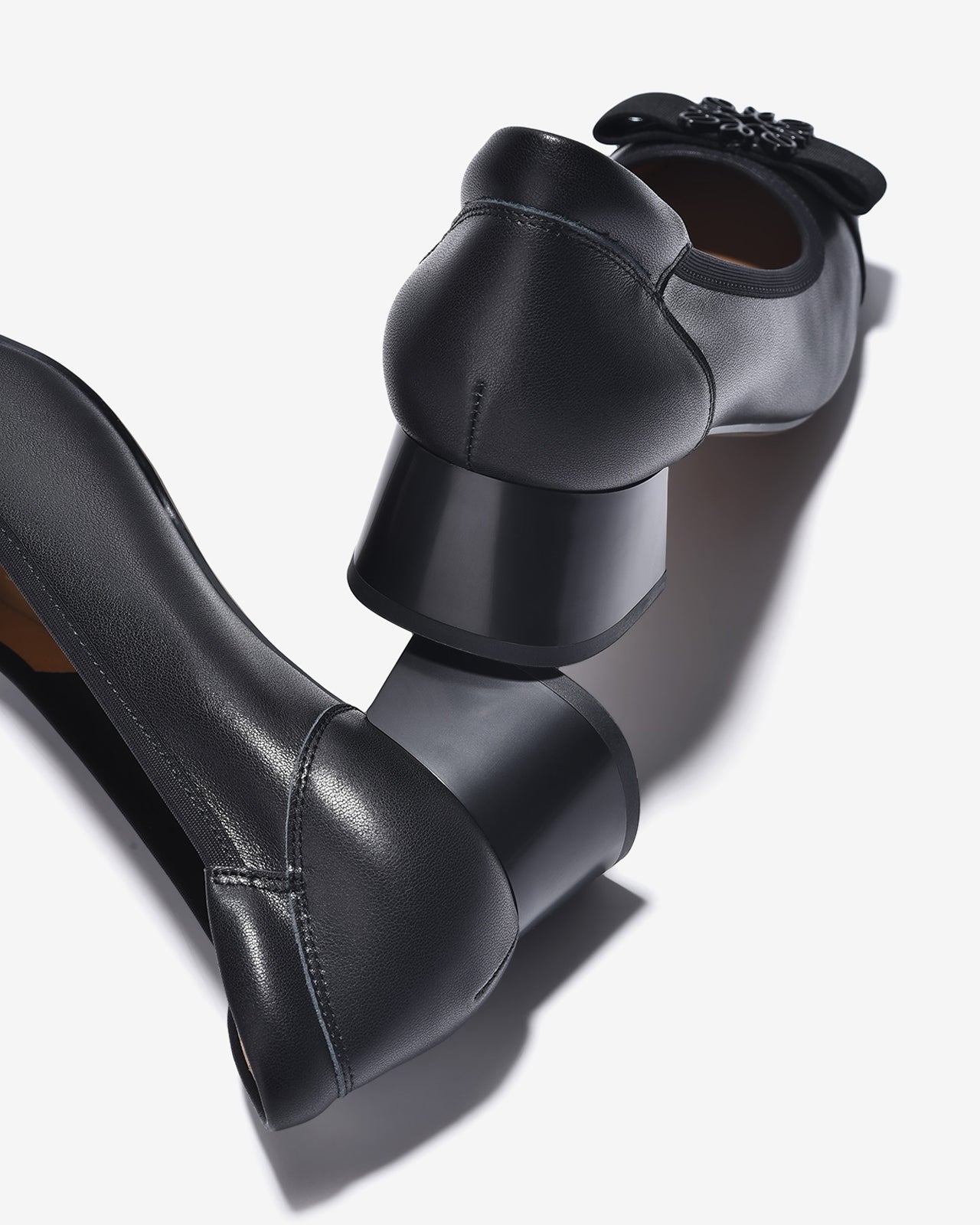 Giày Cao Gót Zuciani Da Phối Hoa Bông Tuyết-GCL18-Đen Color1