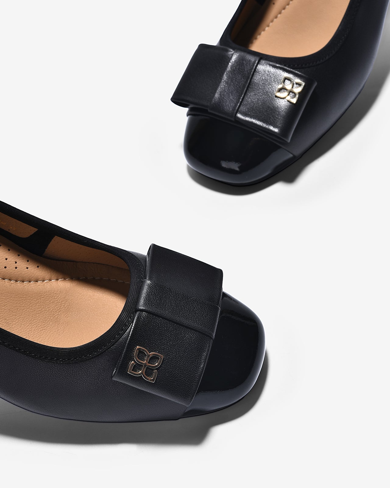 Giày Cao Gót Zuciani Nơ Đính Hoa 4 Lá-GCL23-Đen Color2