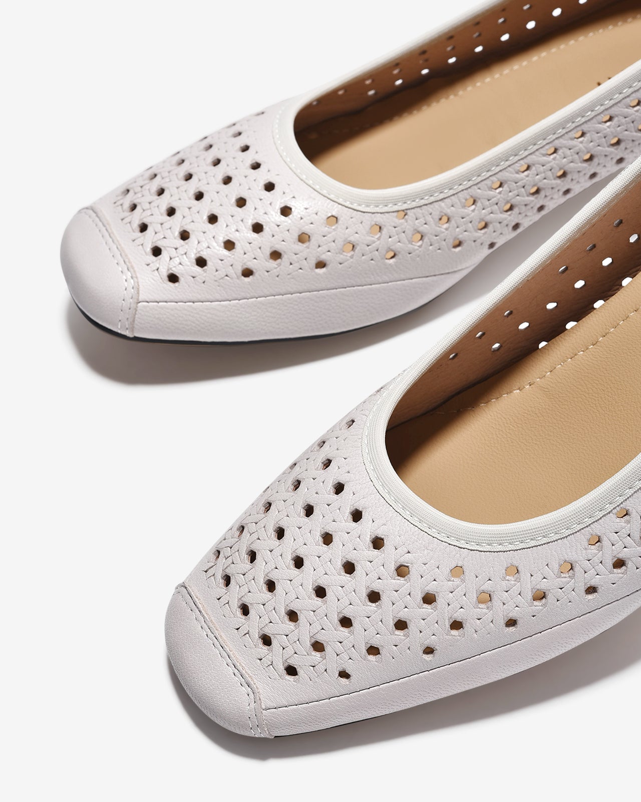 Giày Cao Gót Zuciani Đục Lỗ-GCM07-Trắng Color2