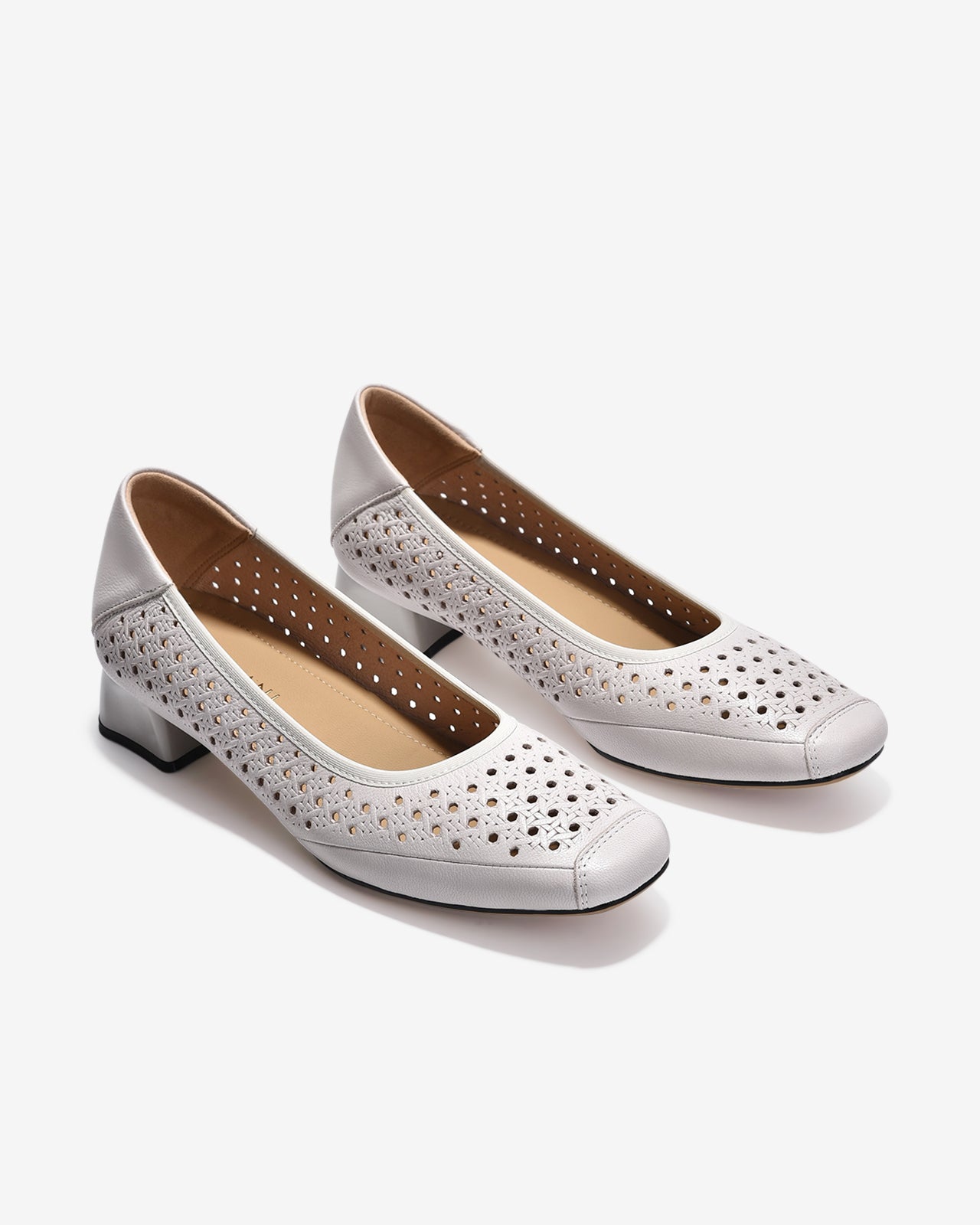 Giày Cao Gót Zuciani Đục Lỗ-GCM07-Trắng Color2