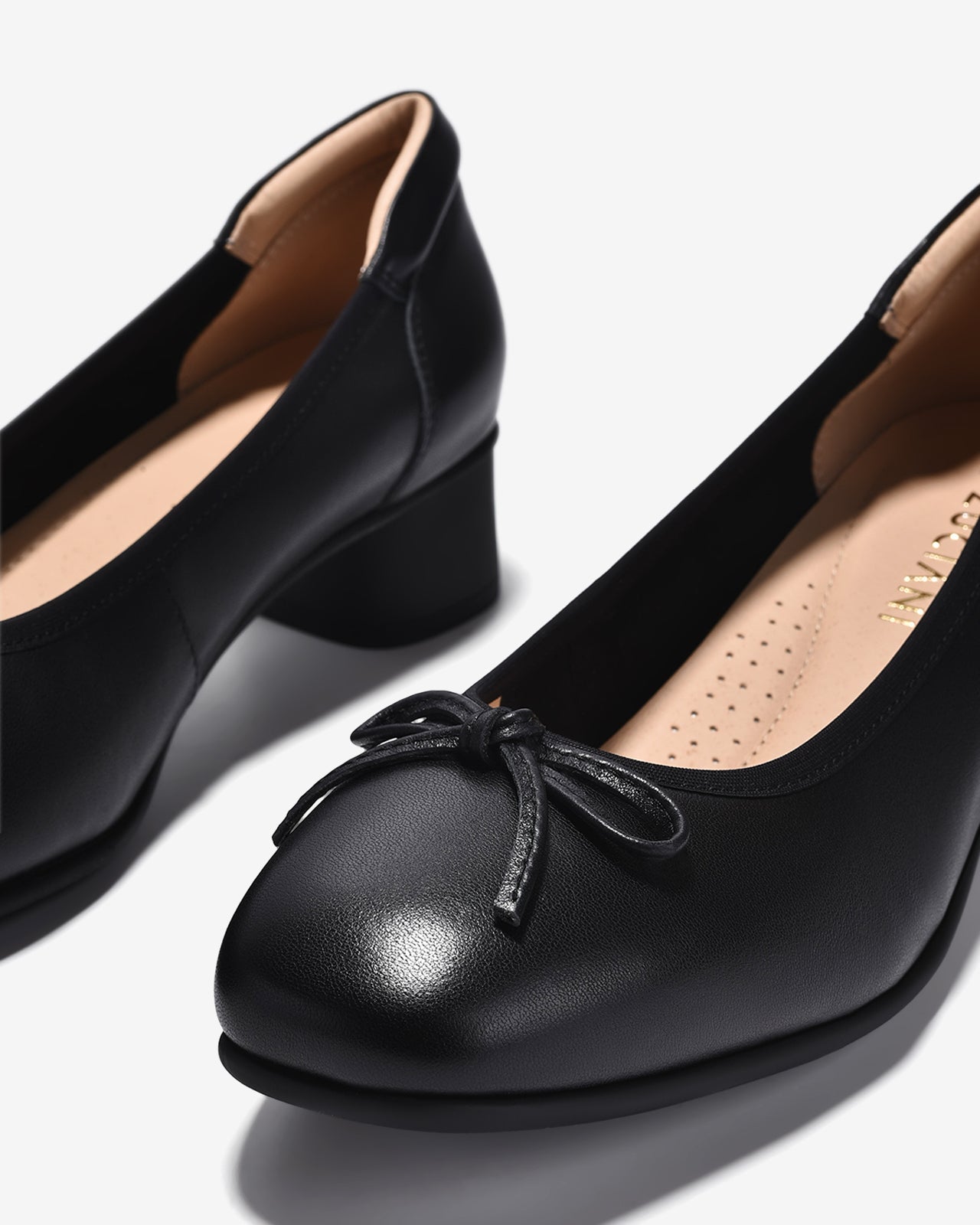 Giày Cao Gót Zuciani Mũi Vuông Đính Nơ Da-GCM10-Đen Color1