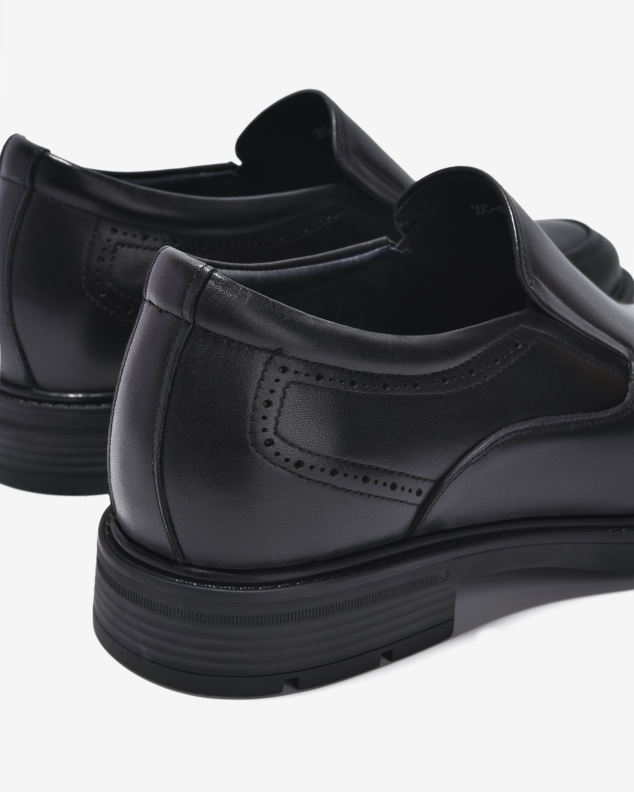 Giày Tây Cao Nam Zuciani Viền Gót Đục Lỗ-GCF74-Đen Color1