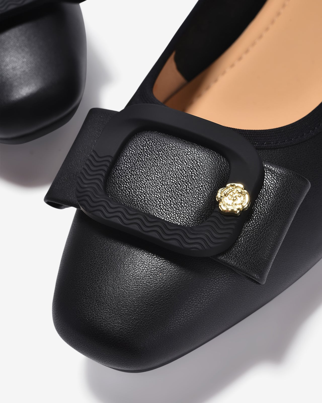 Giày Xuồng Zuciani Phối Khoá Nơ Đính Bông Hoa-GCM05-Đen Color1