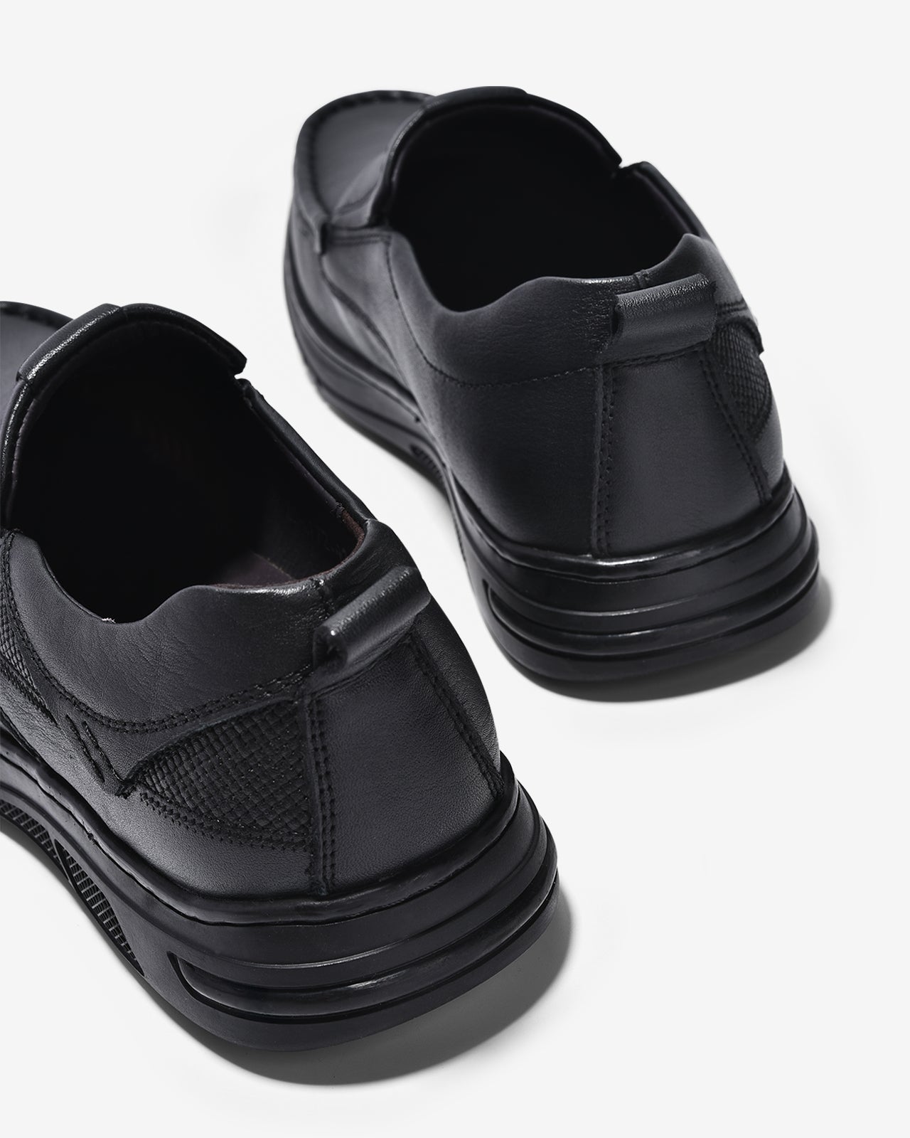 Giày Lười Nam Zuciani Da Mền Trơn-GCF72-Đen Color1