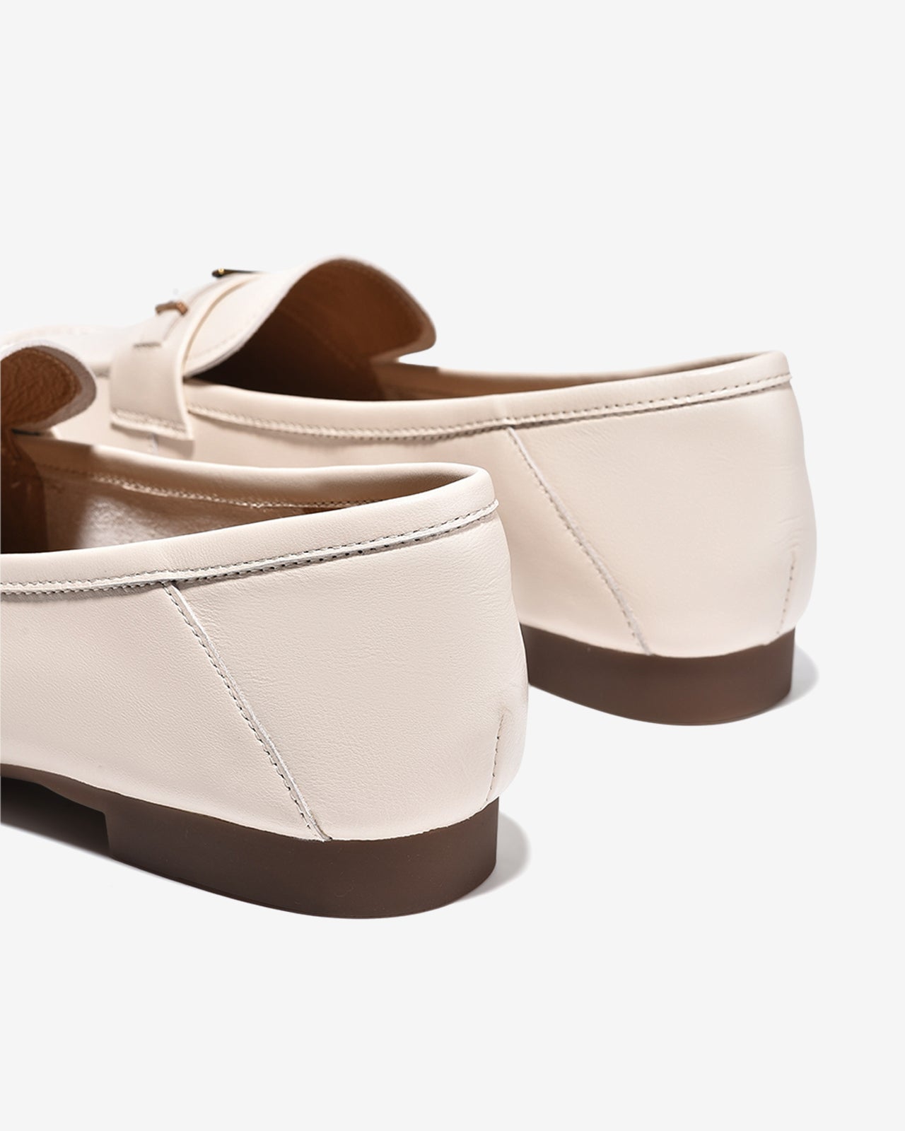 Giày Lười Nữ Zuciani Da Trơn Mềm Đính Khoá Ngang-GCM44-Kem Color2