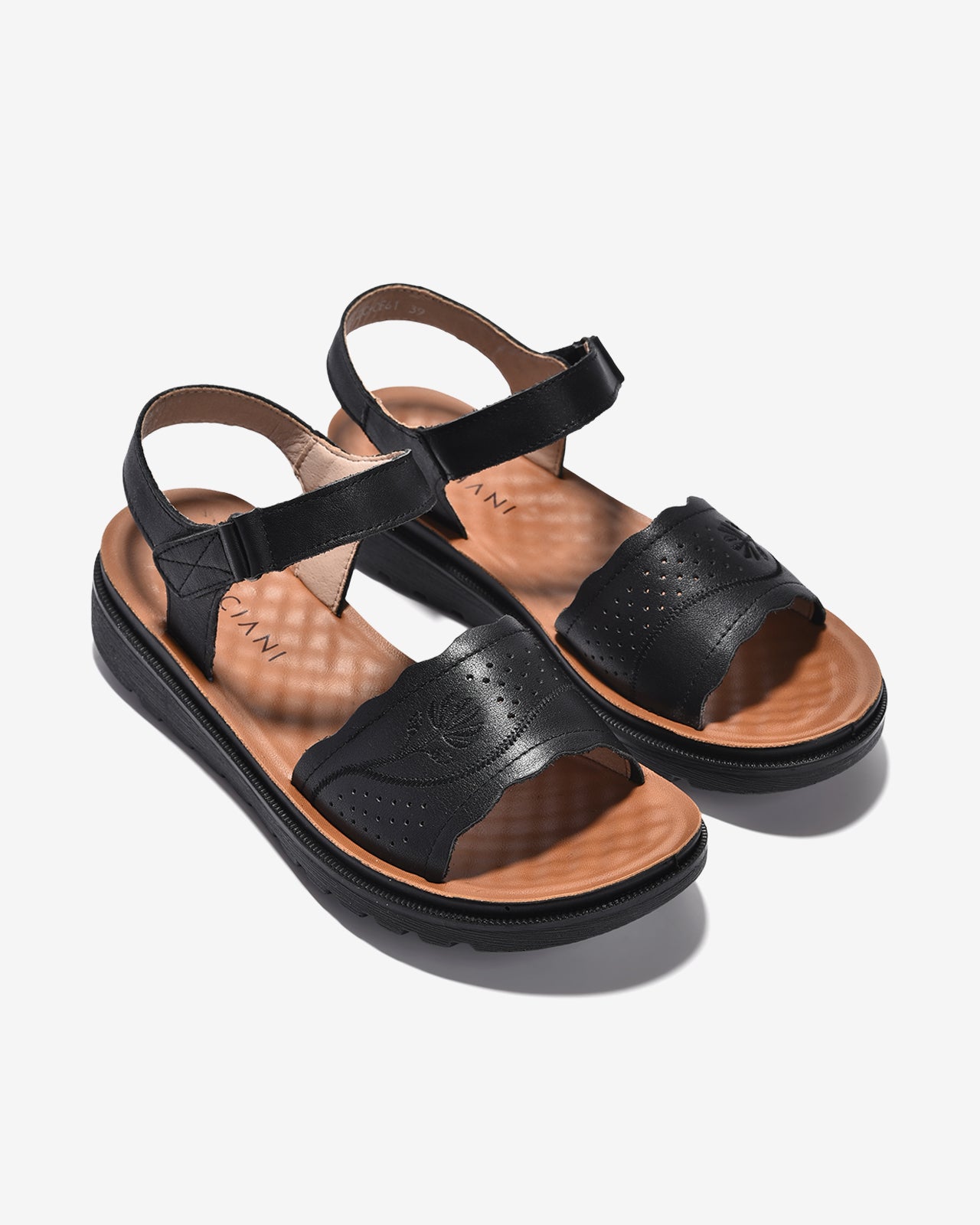 Sandals Nữ Zuciani Quai Ngang Đục Lỗ Thêu Hoa-SCF61-Đen Color1