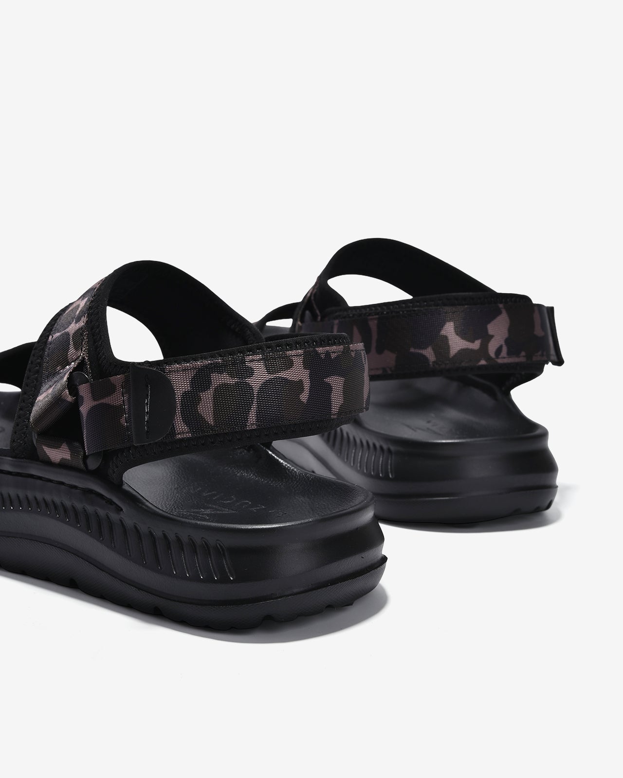 Sandal Nam Zuciani The Trend Walkers N18-SMY03-Đen Color1