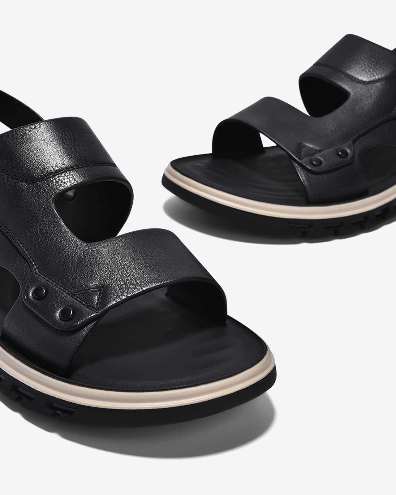 Giày Sandals Nam Zuciani Quai Da Dập Vân-SCF64-Đen Color1