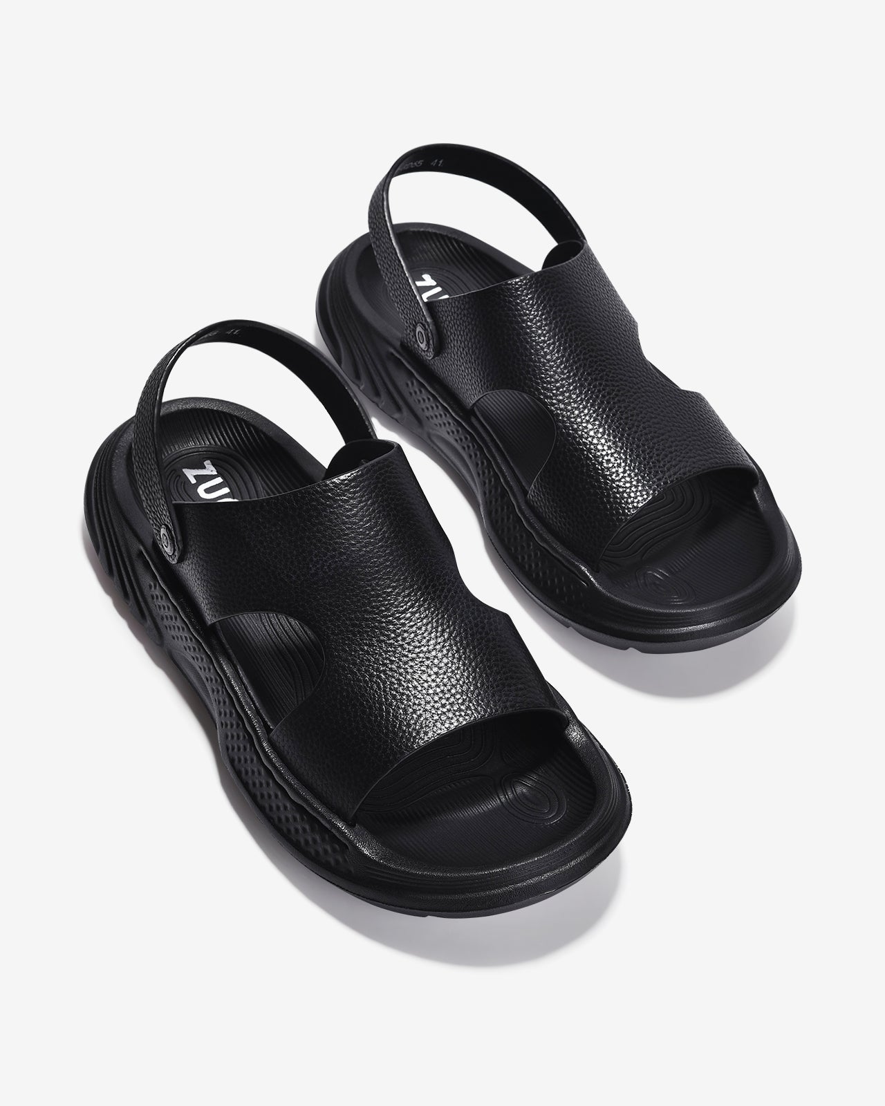 Giày Sandal Nam Zuciani Quai Liền Nguyên Khối Đế Đúc-SRD65-Đen Color1