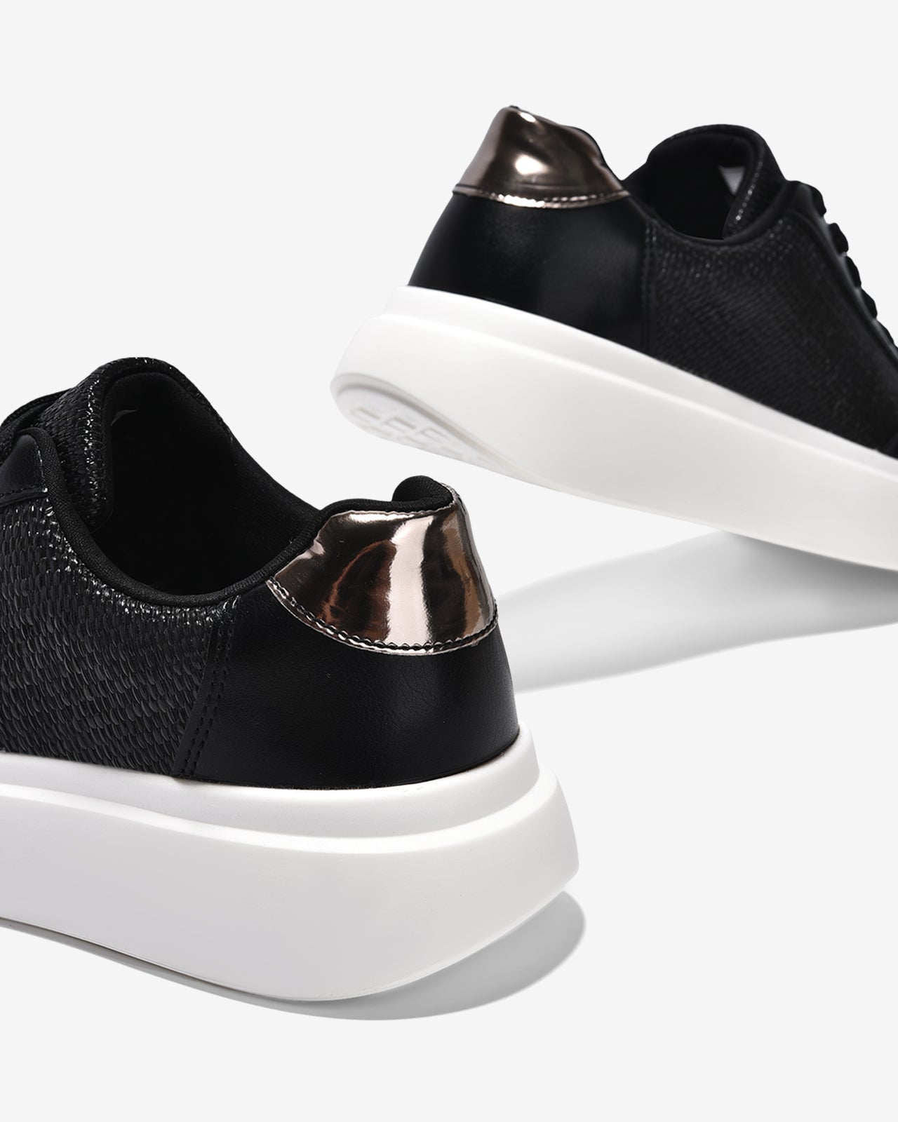 Giày Thể Thao Zuciani The Trend Walkers N09-GFD09-Đen Color1