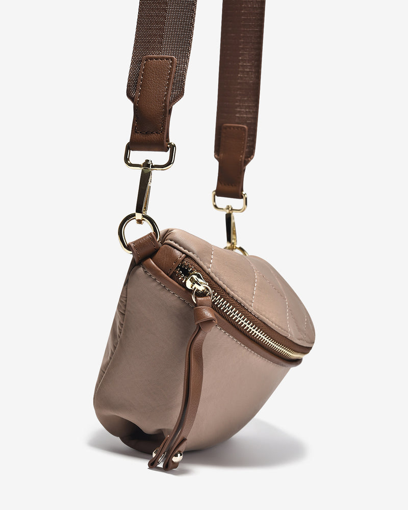 Túi Bao Tử Đeo Chéo Zucia The Rain Runner N25-HY25-Cafe Color1