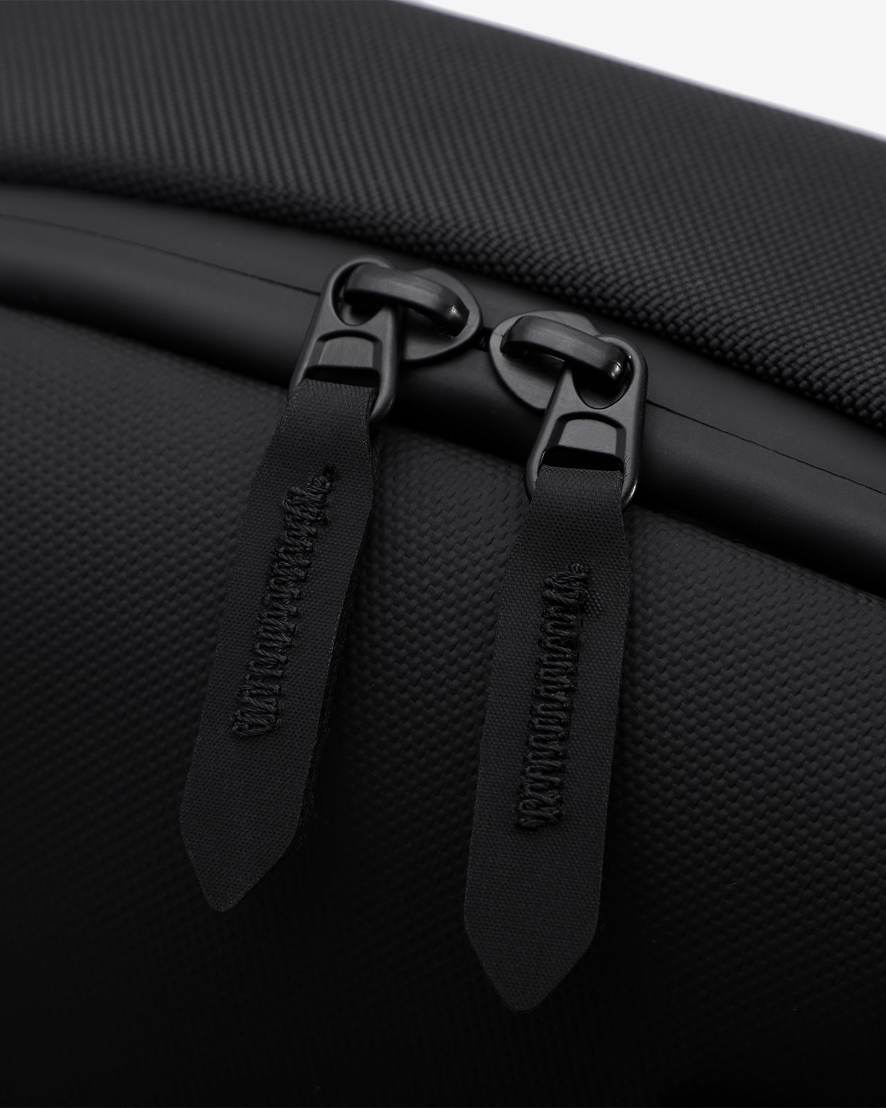 Túi Đeo Chéo Cầm Tay Zuciani Timeless Fusion N20-MJ20-Đen Color1