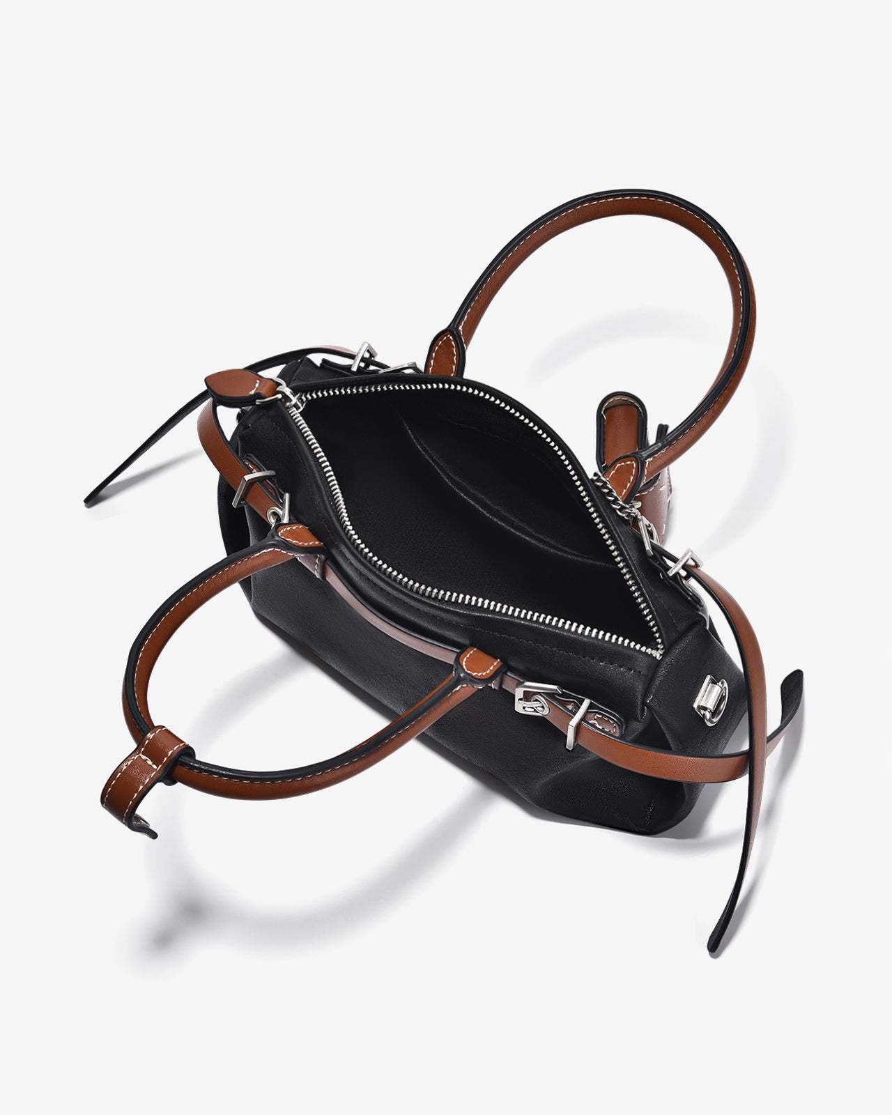 Túi Xách Tay Dáng Hộp Đính Charm Zucia The Eleve NY2-TY02-Đen Color1