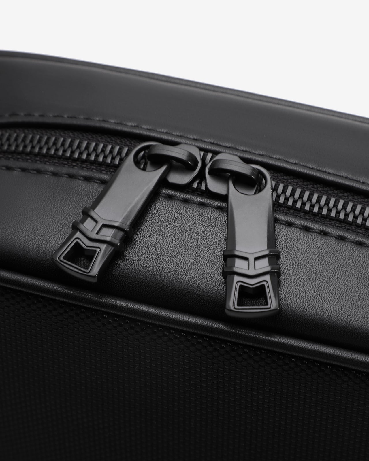 Ví Cầm Tay Nam Zuciani Timeless Fusion N12-MJ14-Đen Color1