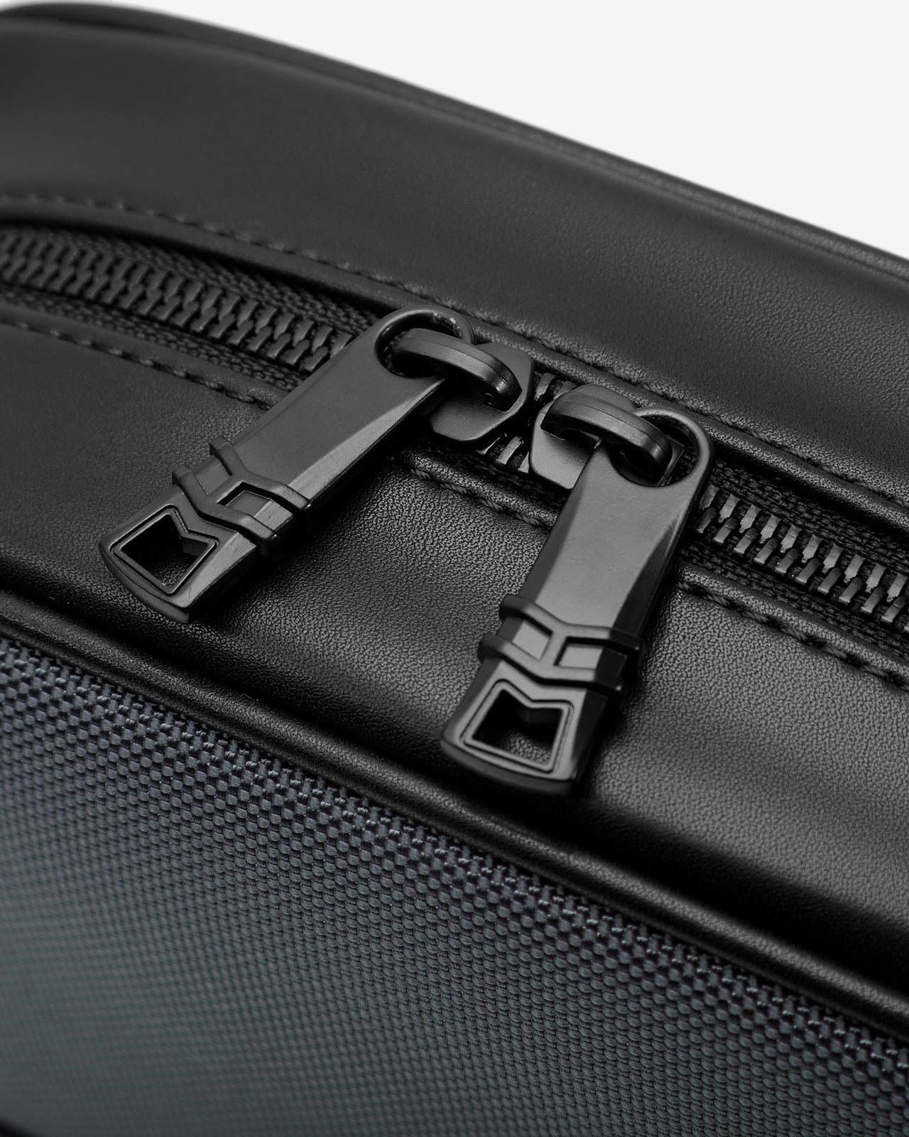 Ví Cầm Tay Nam Zuciani Timeless Fusion N12-MJ14-Xám Color1